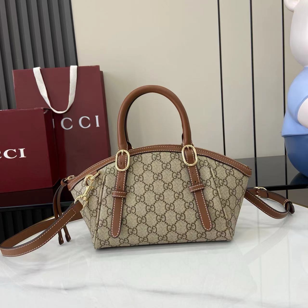 Gucci small handbag