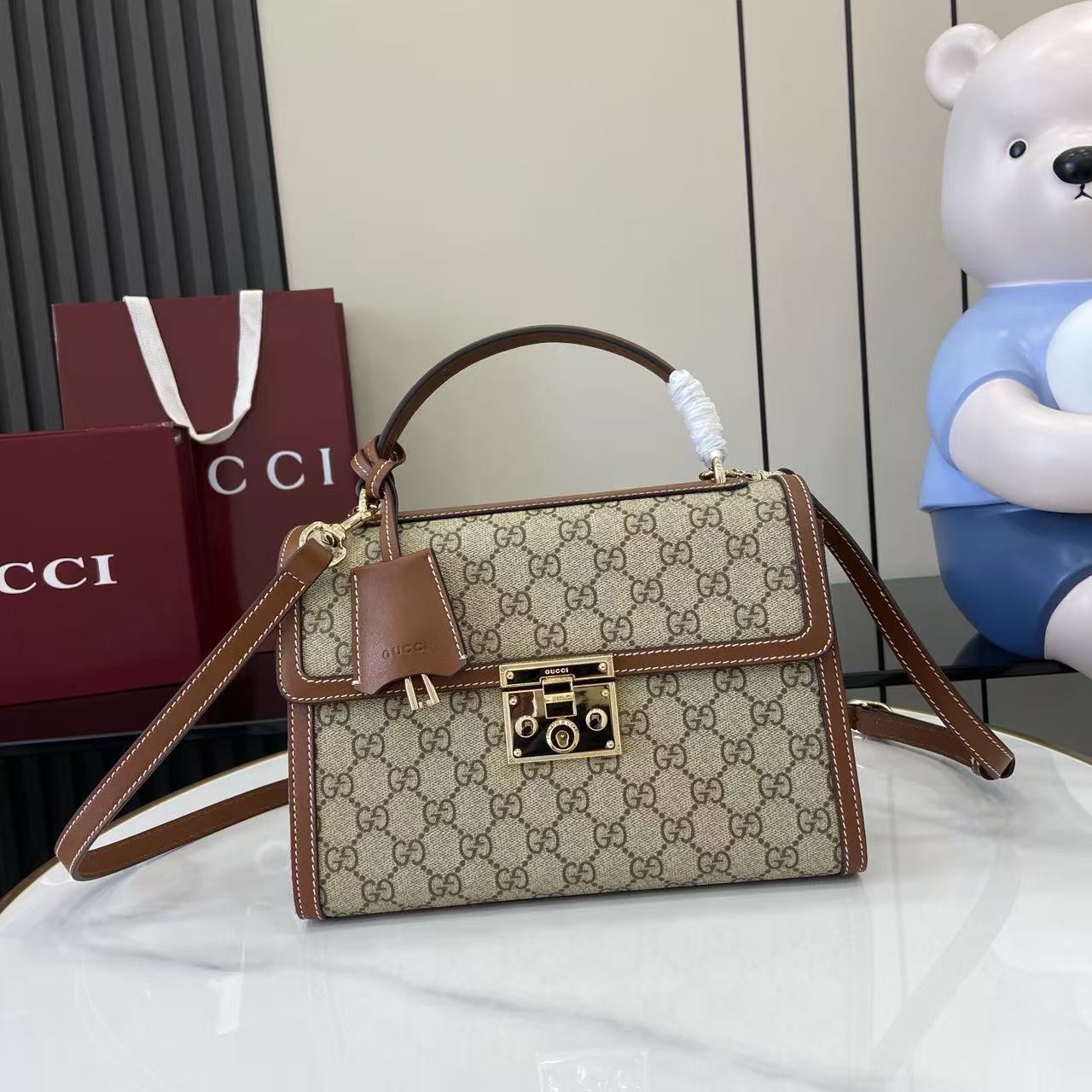 Gucci padlock small handbag