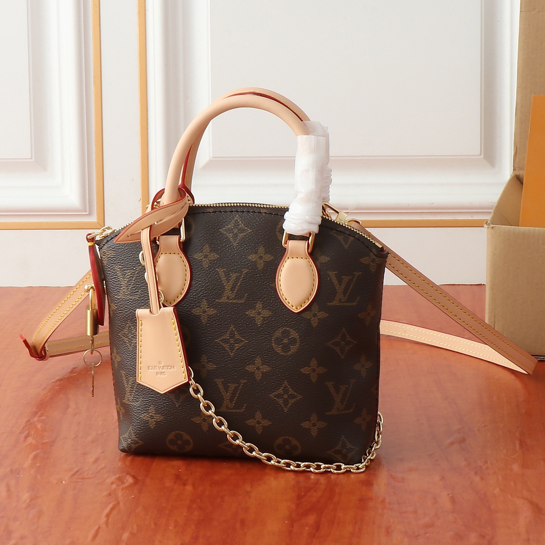 LV Lockit BB bag