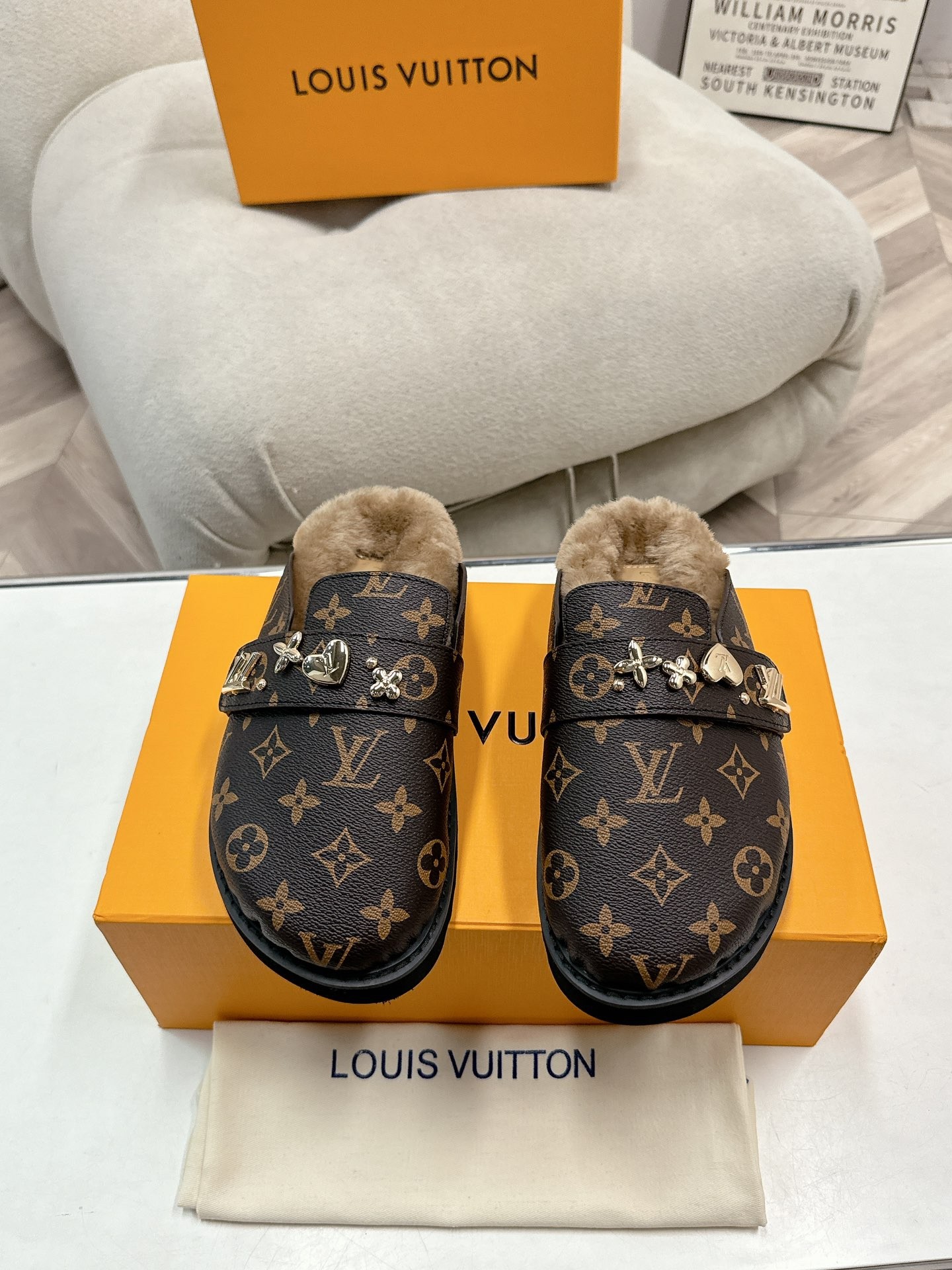 LV Cosy Flat Comfort Clog