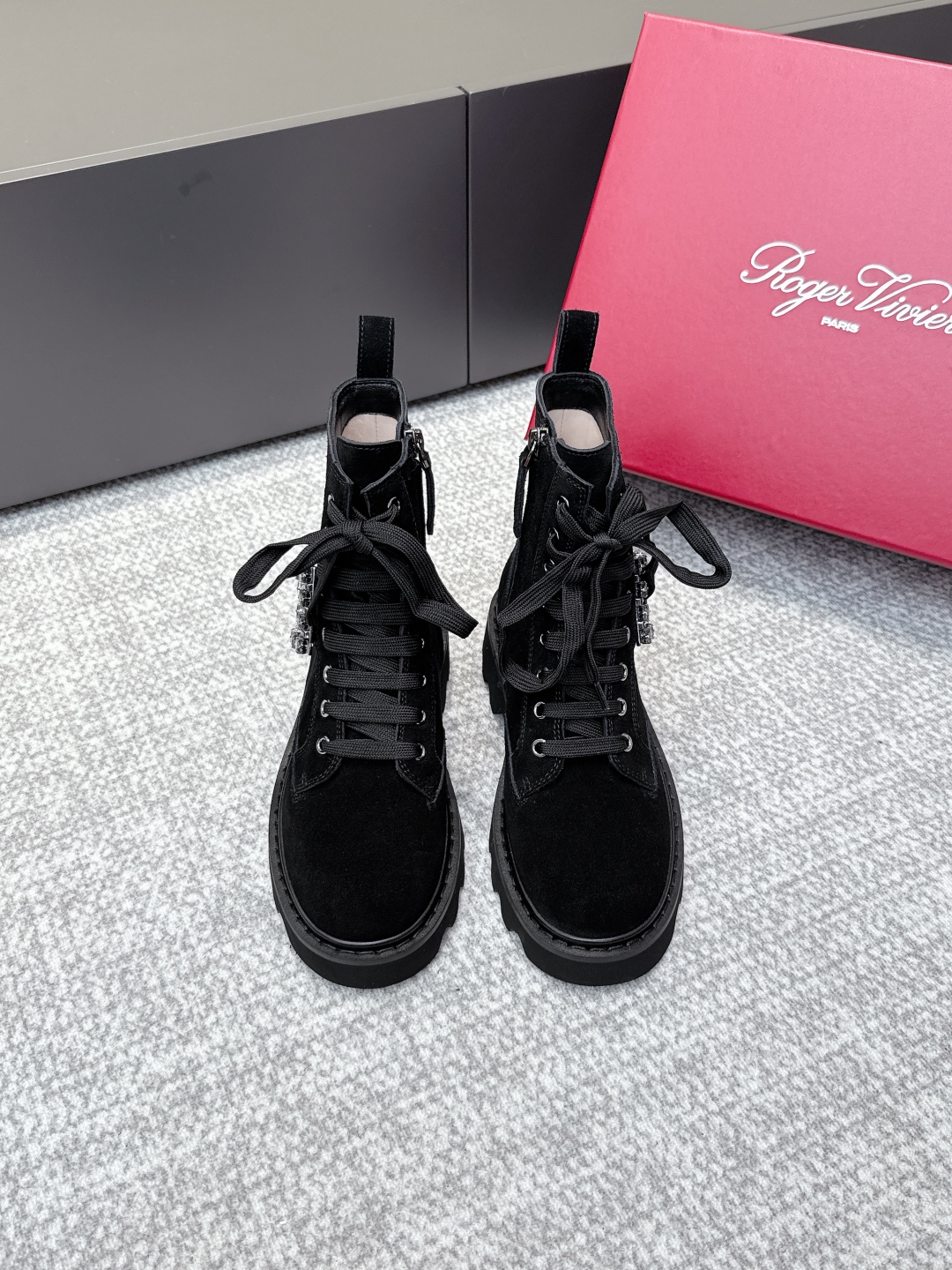 Roger Vivier ankle boots