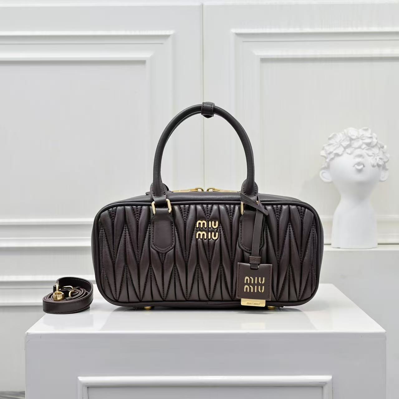 Miu miuMatelasse bag