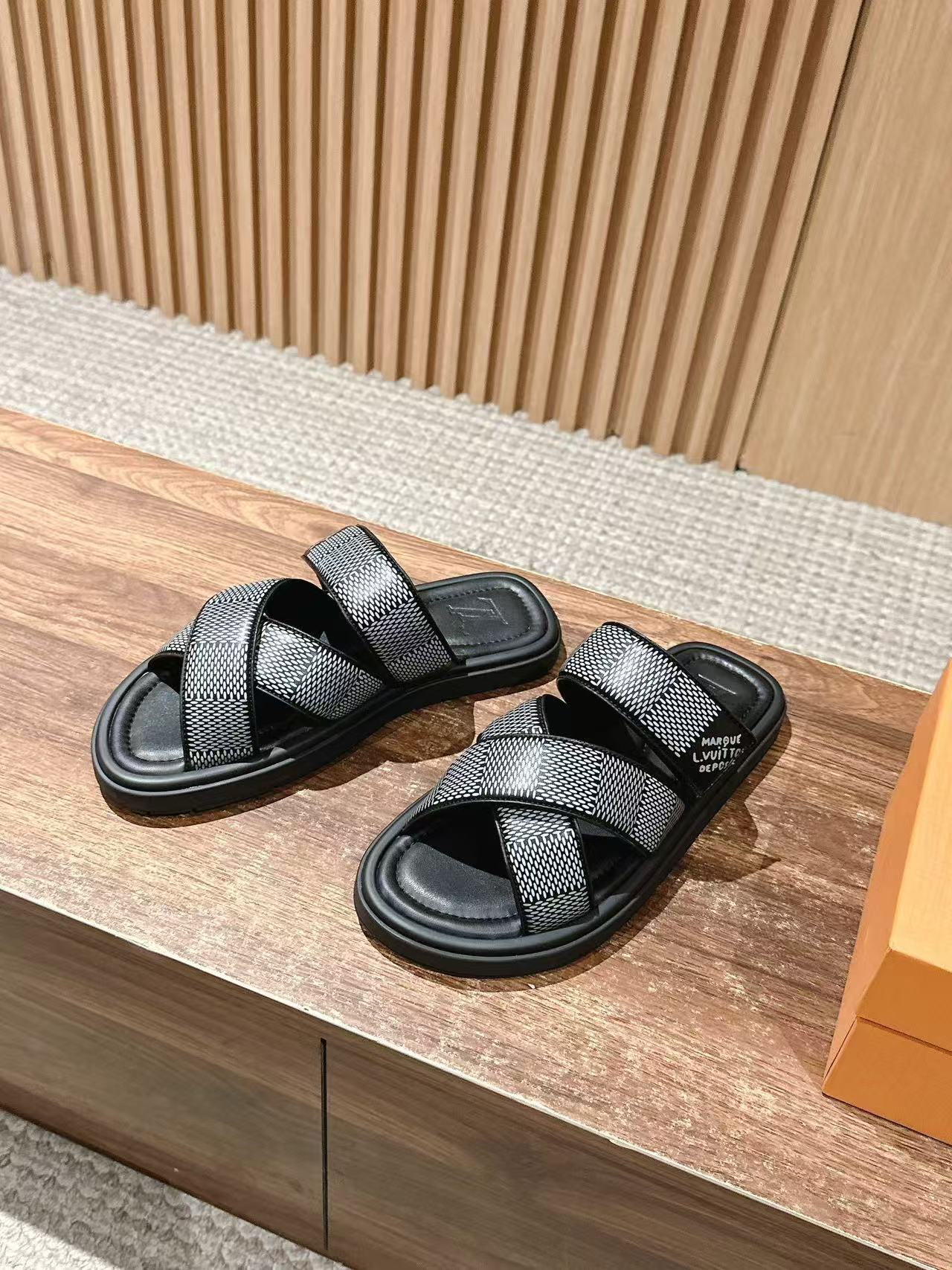 LV Venice Mule Men Sandals