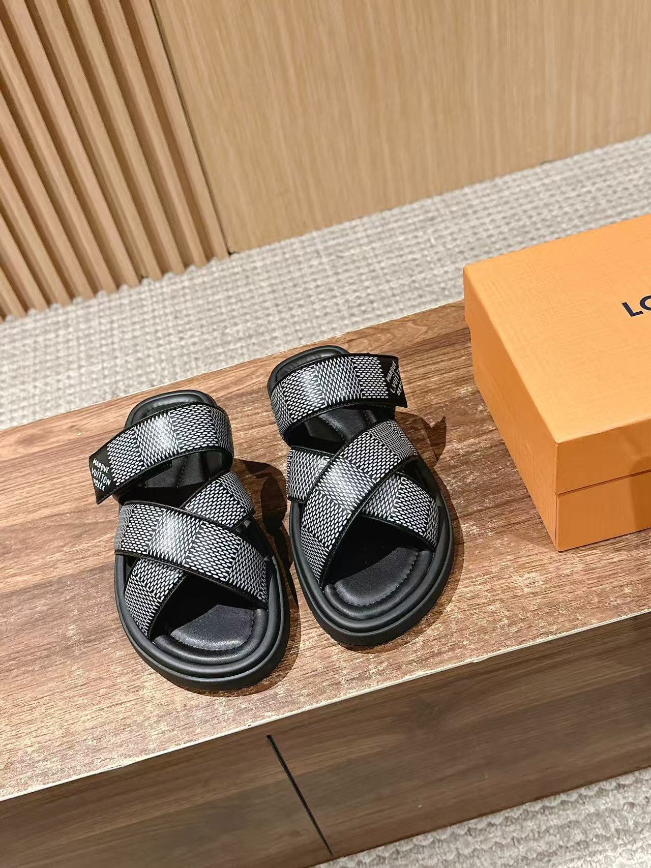 LV Venice Mule Men Sandals