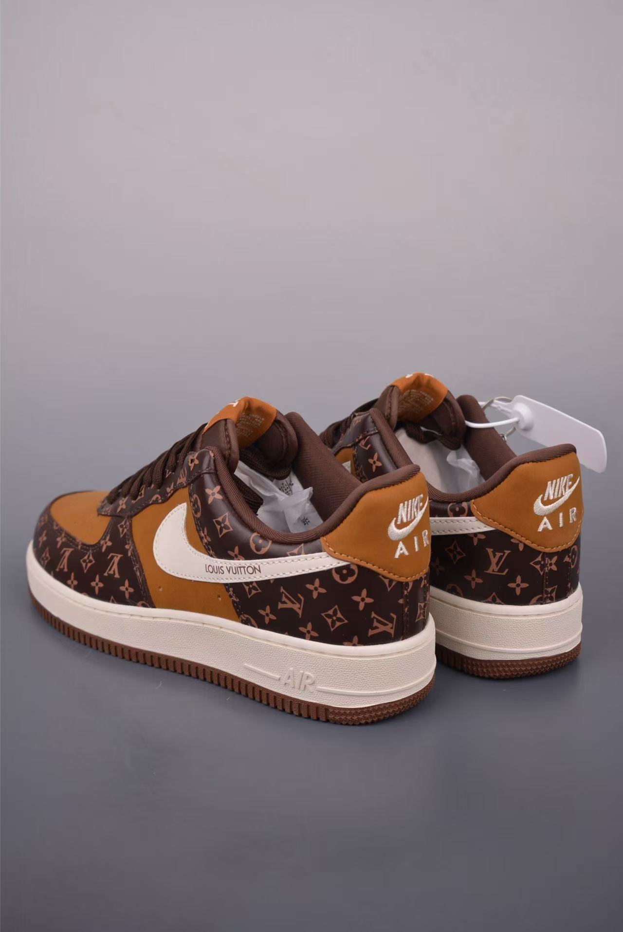 LV X NIke Air Force 1 XL1979-104
