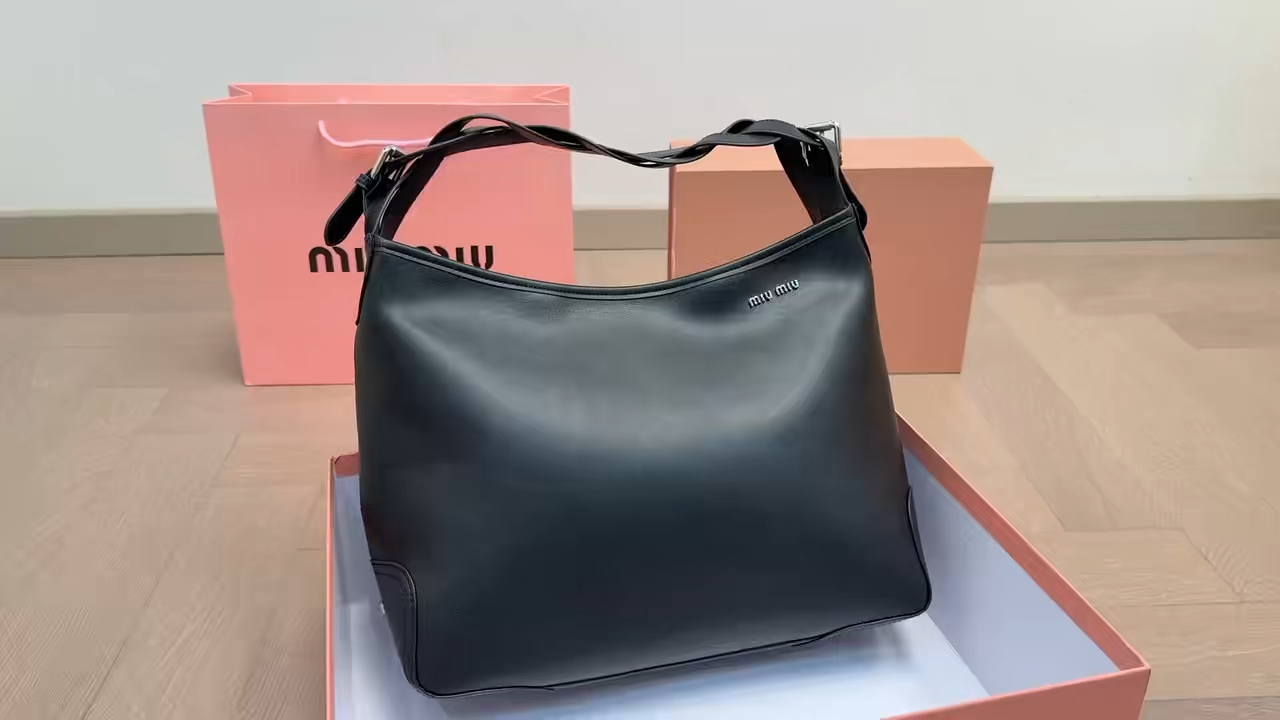 Miu Miu Underarm Bag