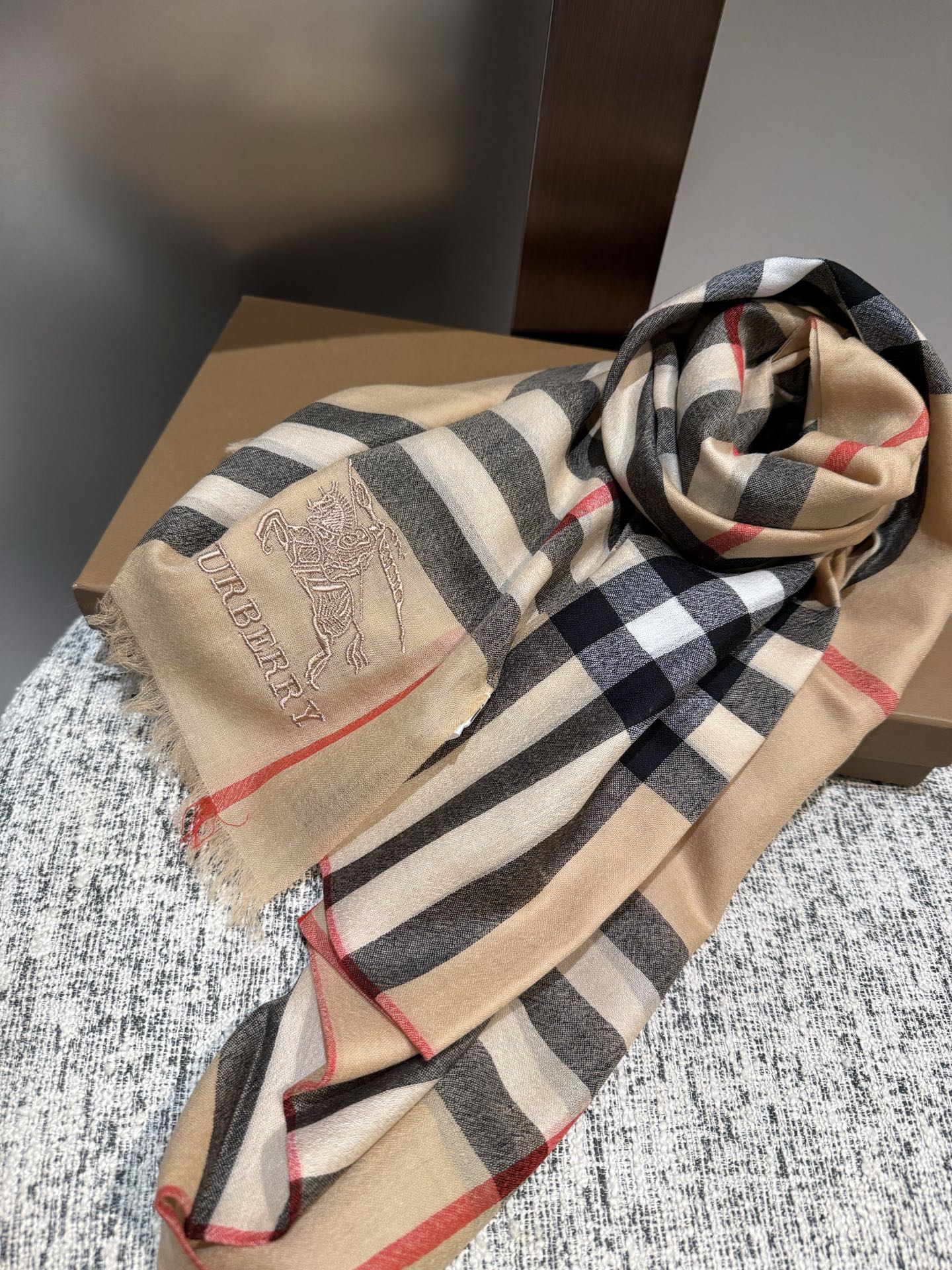 Burberry Check Cashmere Beige Scarf Unisex