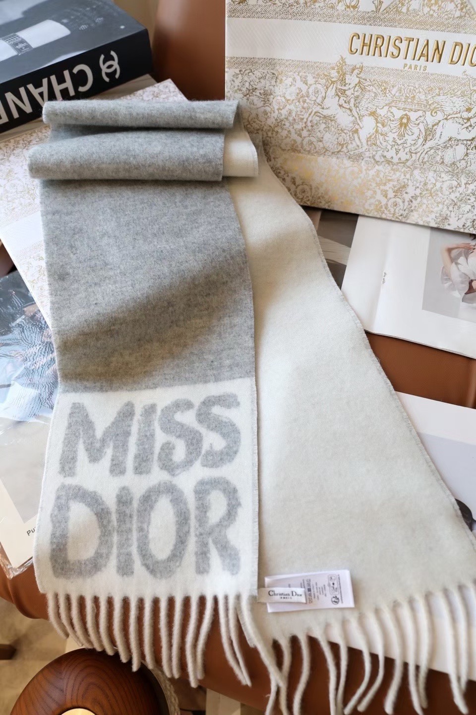 DIOR Winter Bestselling Cashmere Scarf