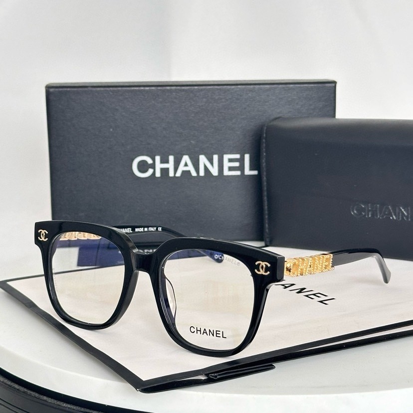 Chanel Eyewear