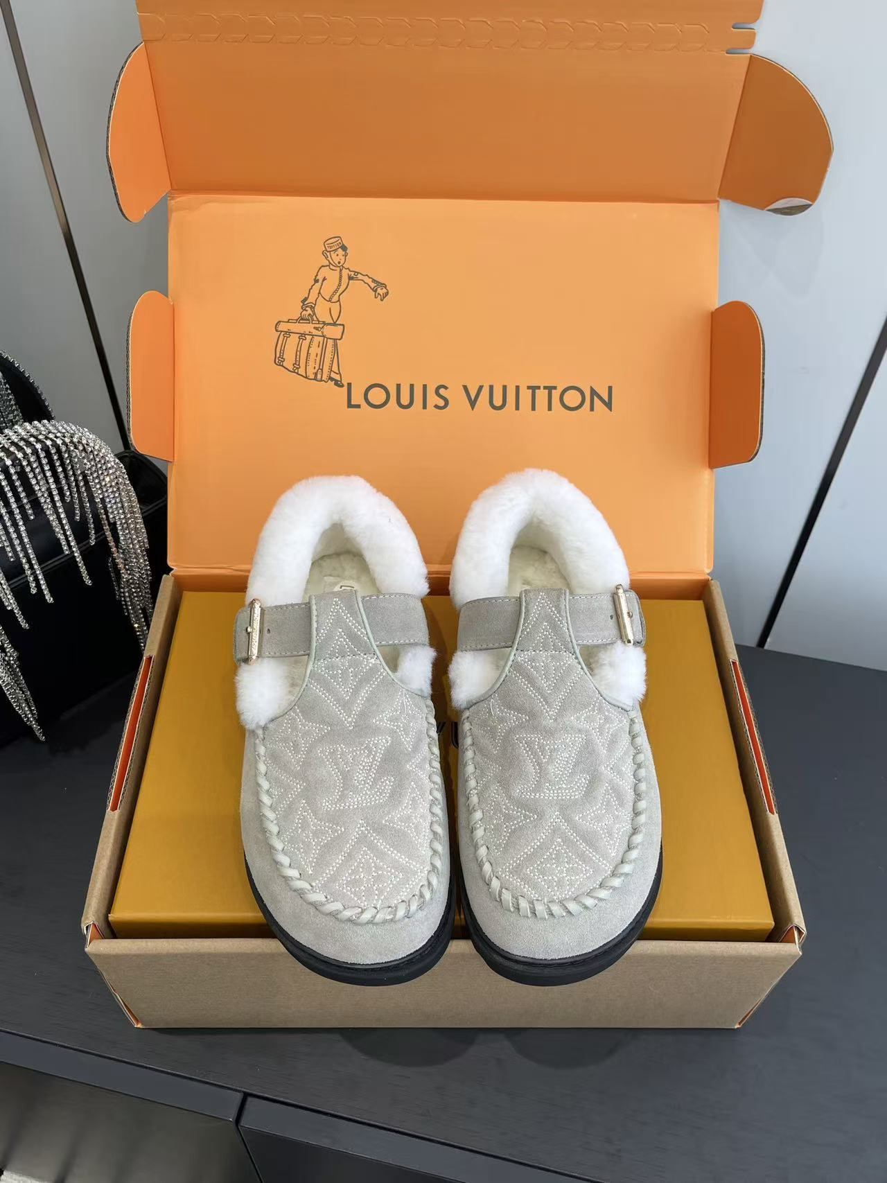LV X Grace Coddington Catogram Colorado Comfort Sandals 1