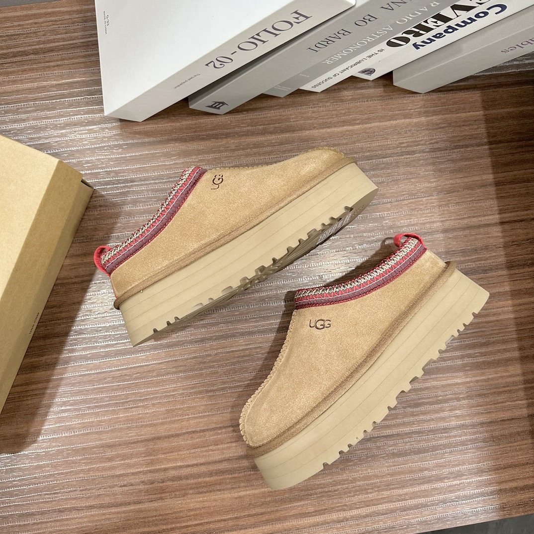 UGG Tazz Slipper