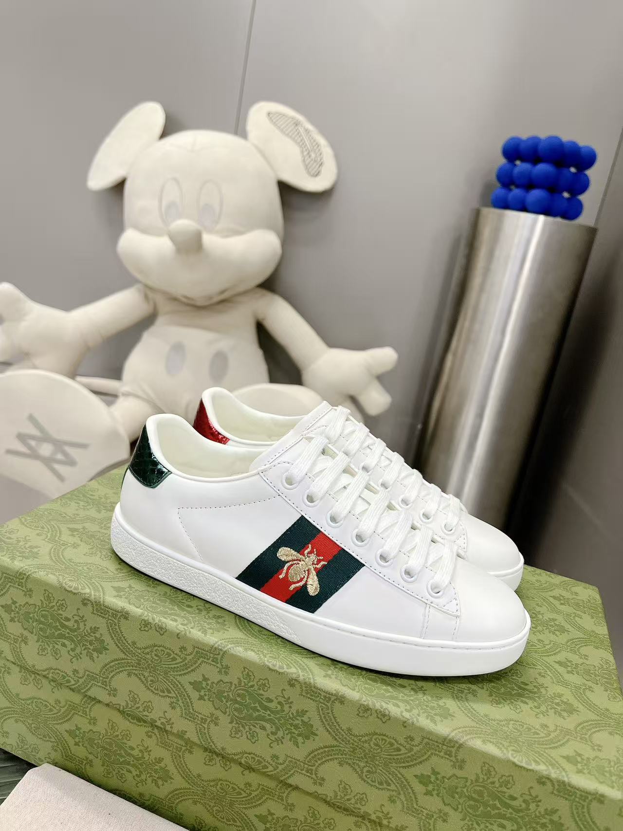 Gucci Ace Sneaker White Leather With Bee