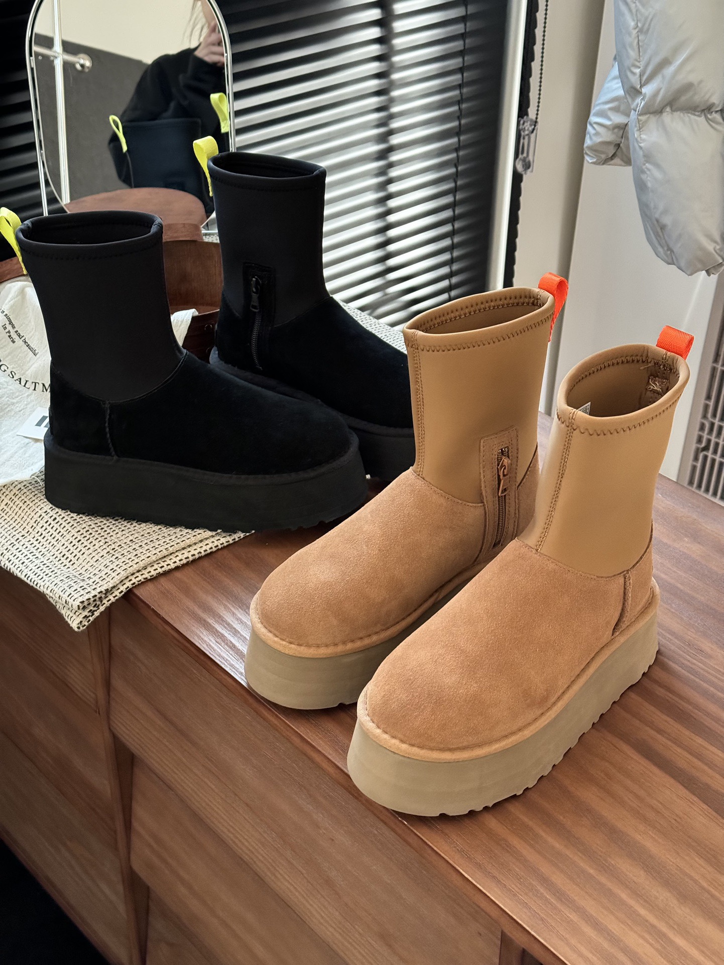 UGG Dip Boots