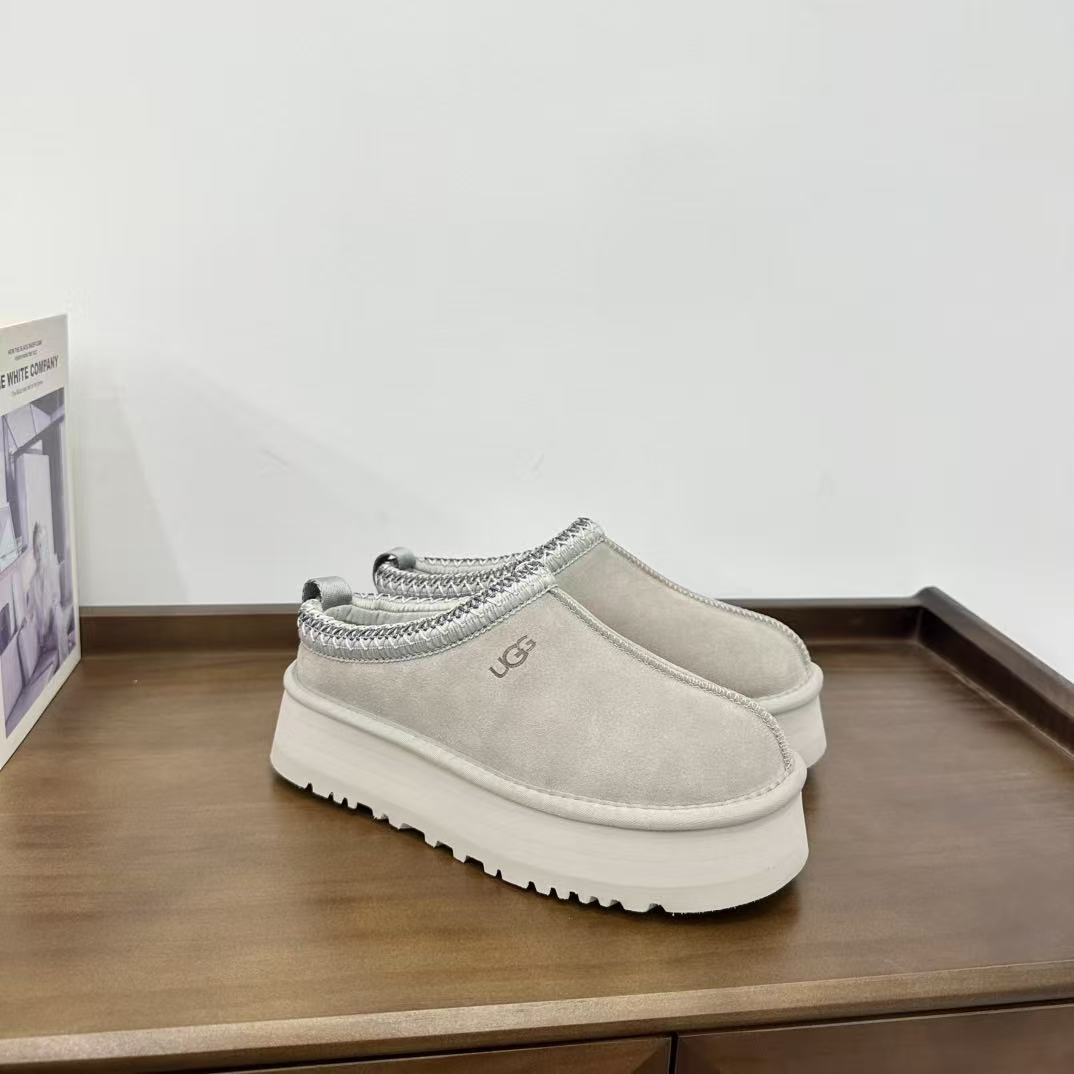 UGG Tazz Slipper