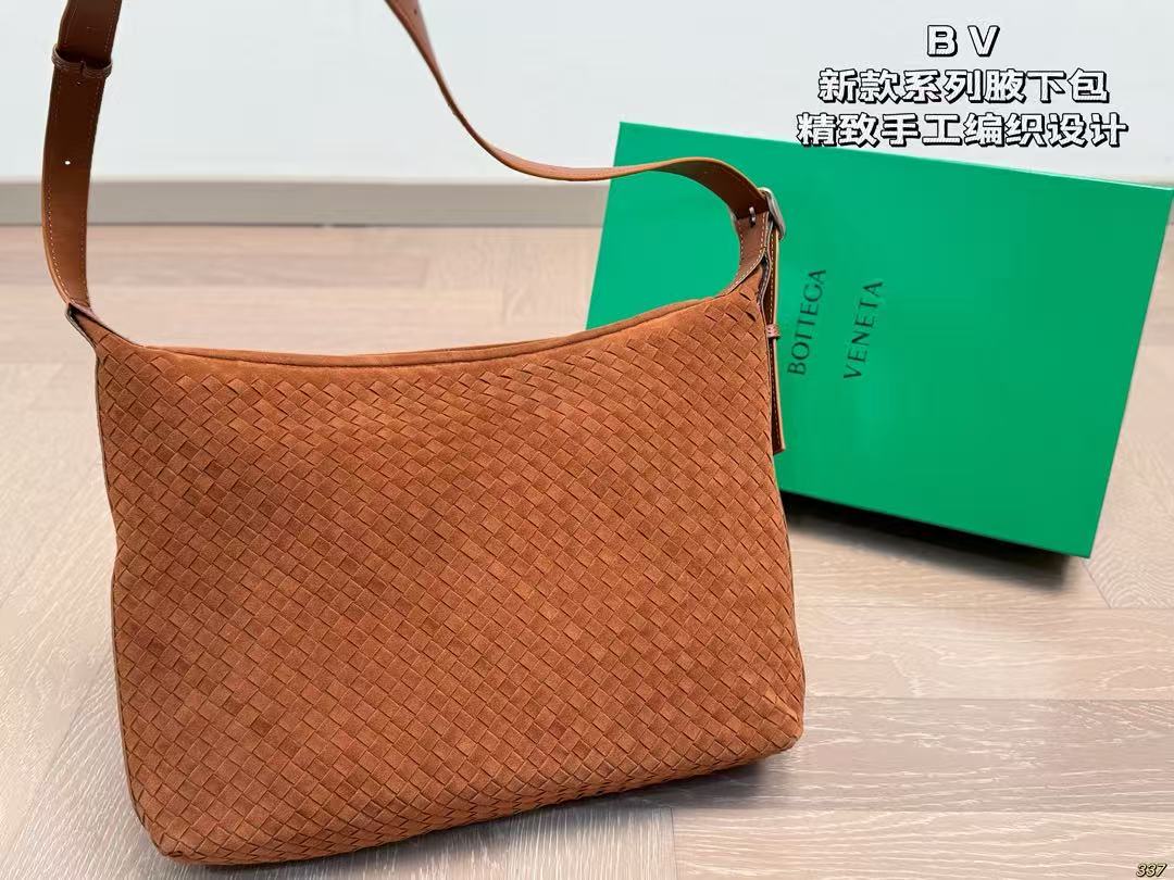 Bottega Bv Woven Underarm Bag
