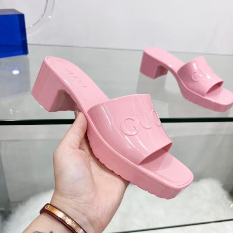 Gucci Chunky Heel Strappy Sandals