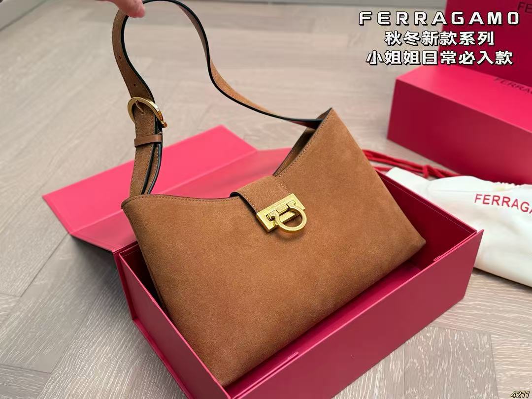 Ferragamo Shoulder Bag