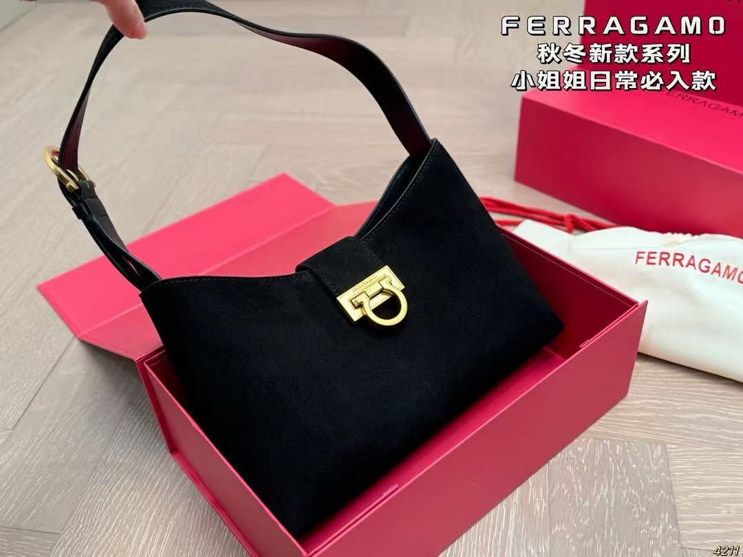 Ferragamo Shoulder Bag