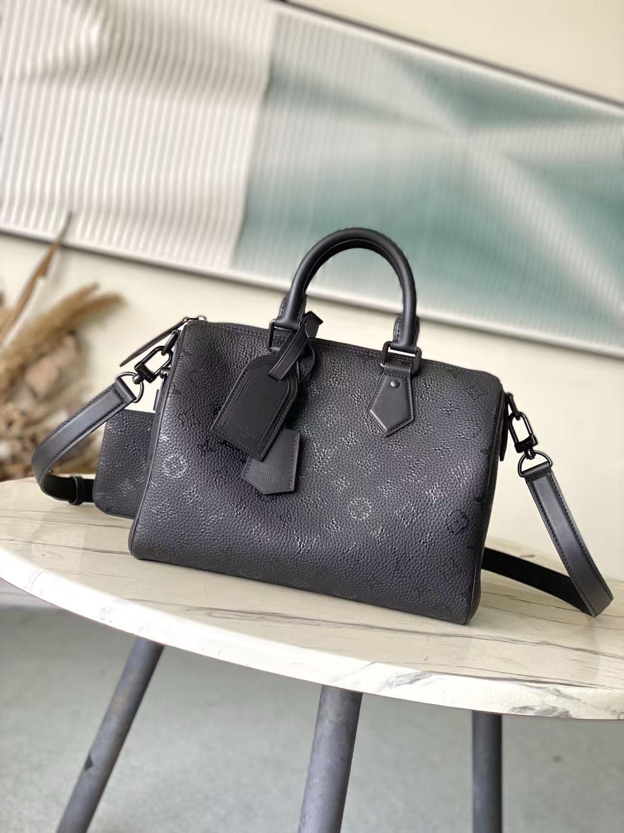 LV Speedy Bandoulière 30 Bag