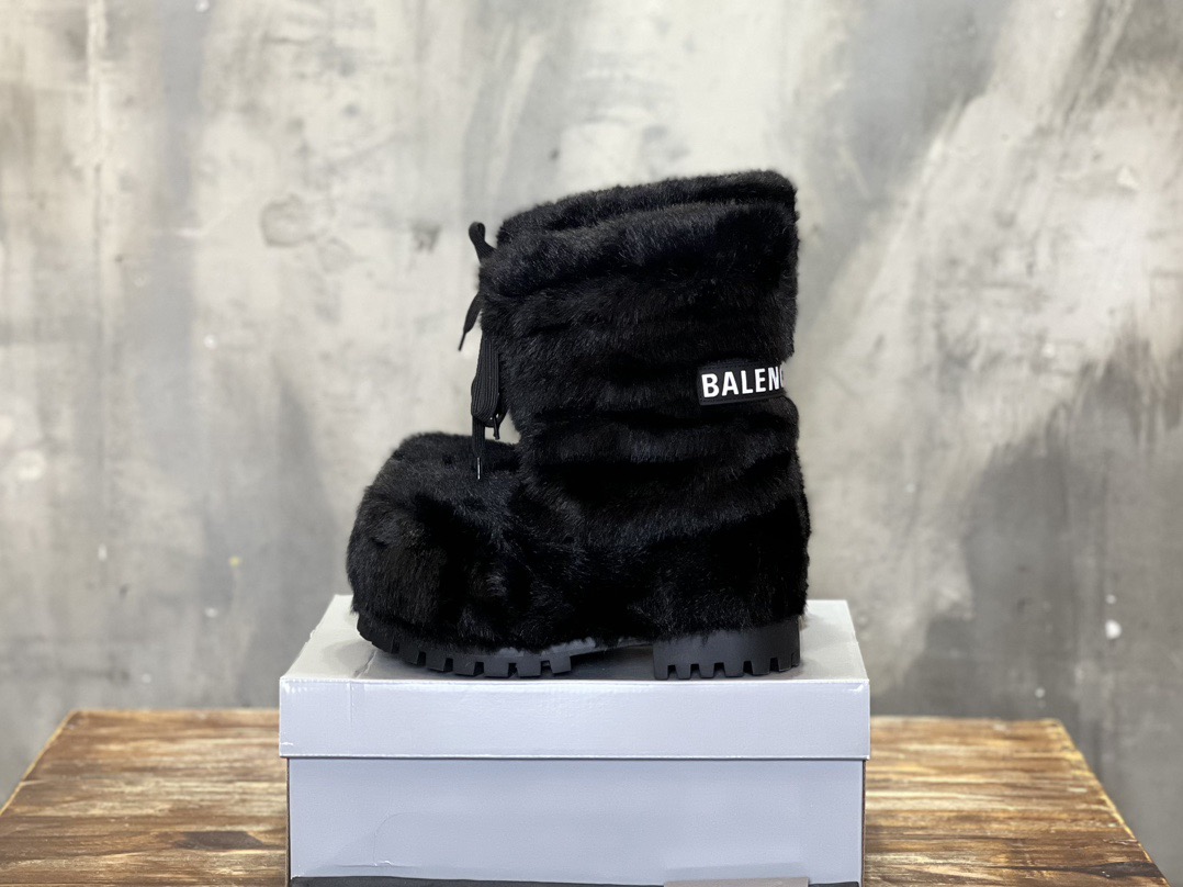 Balenciaga Skiwear Boots