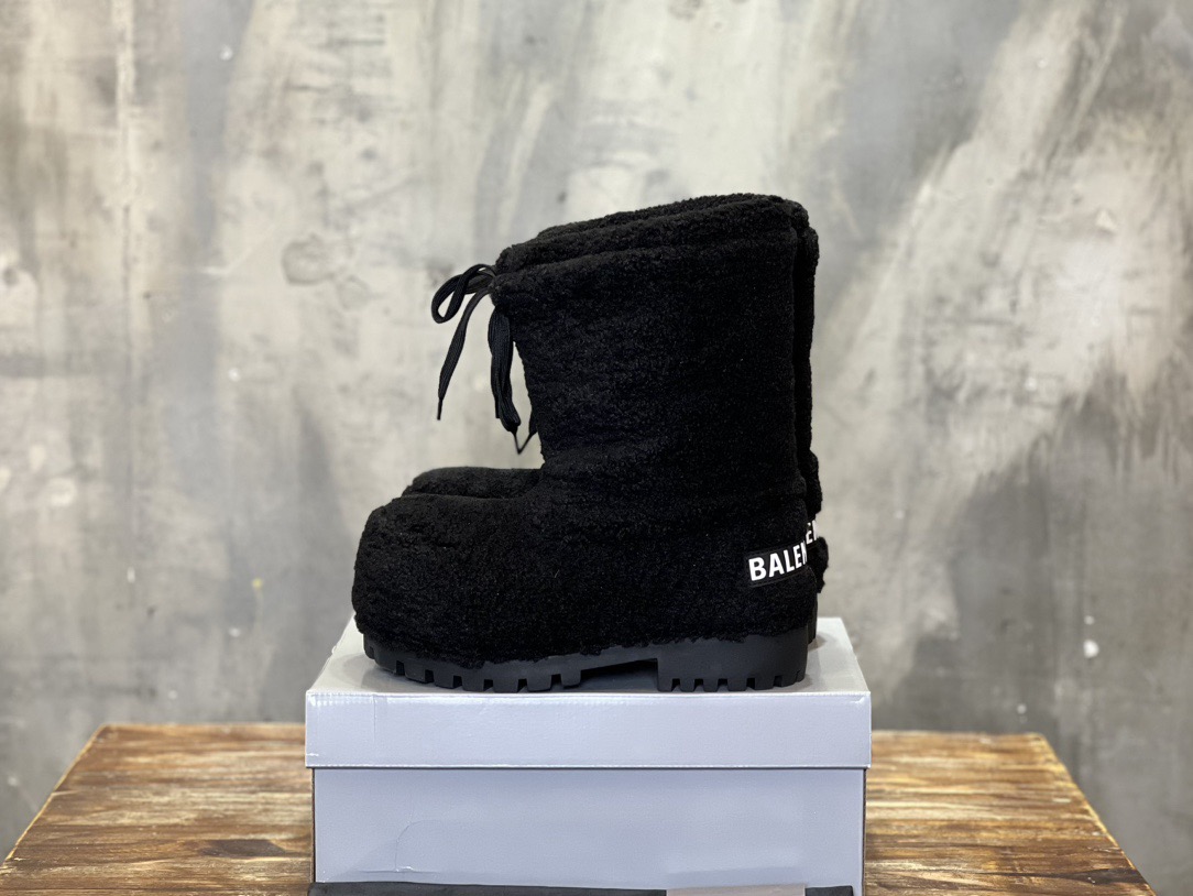 Balenciaga Skiwear Boots