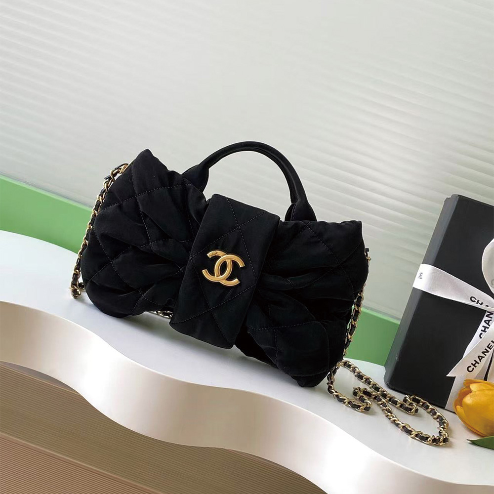 Chanel Fall/Winter 2025/26 Mini Bow Bag