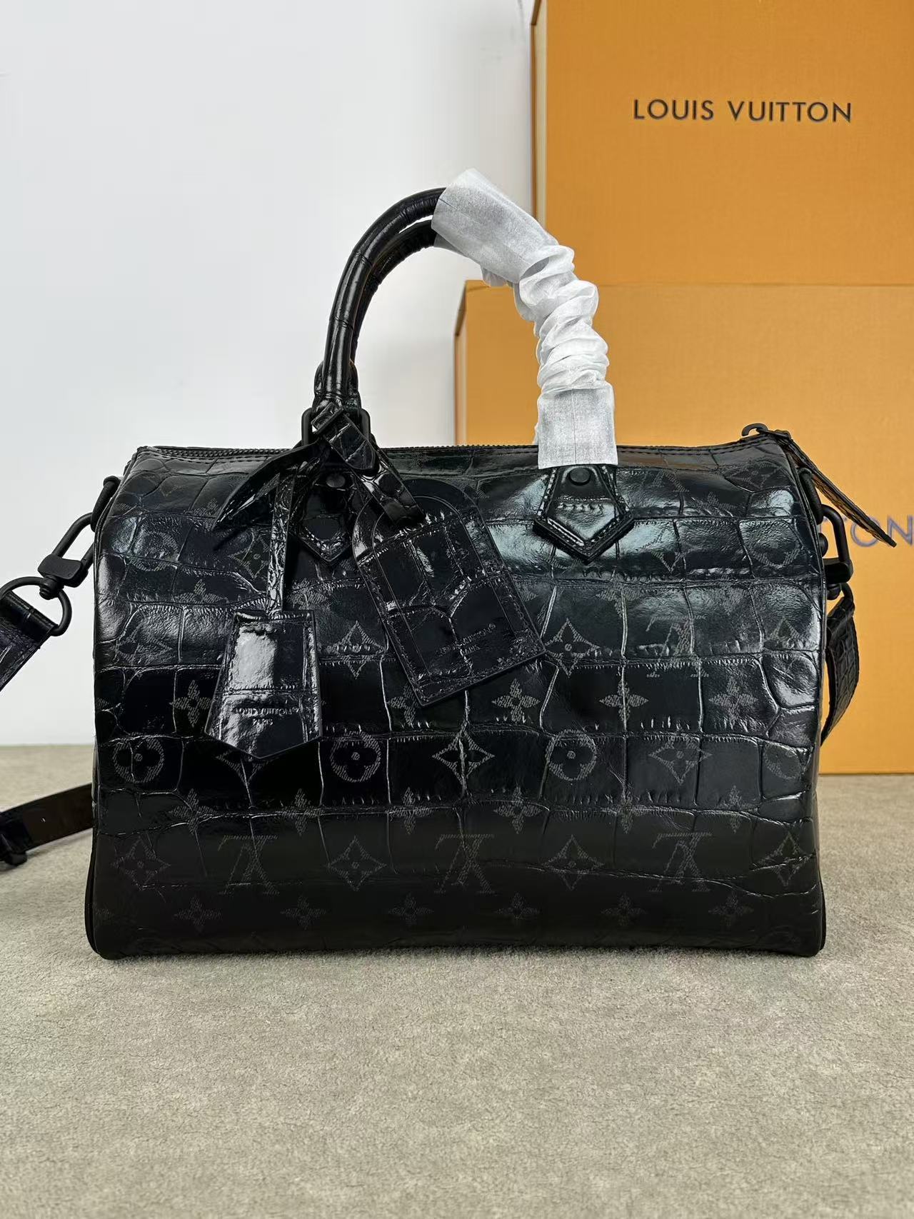 LV Speedy P9 Shoulder Bag 30 (Top Quality)