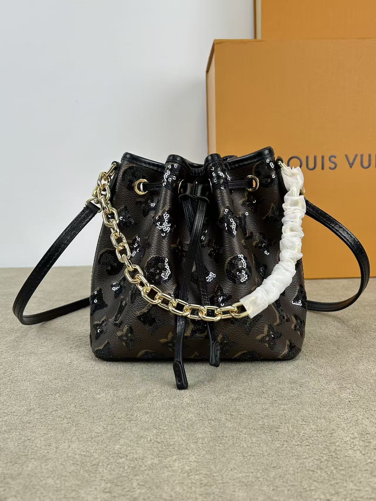 LV Noé BB Handbag