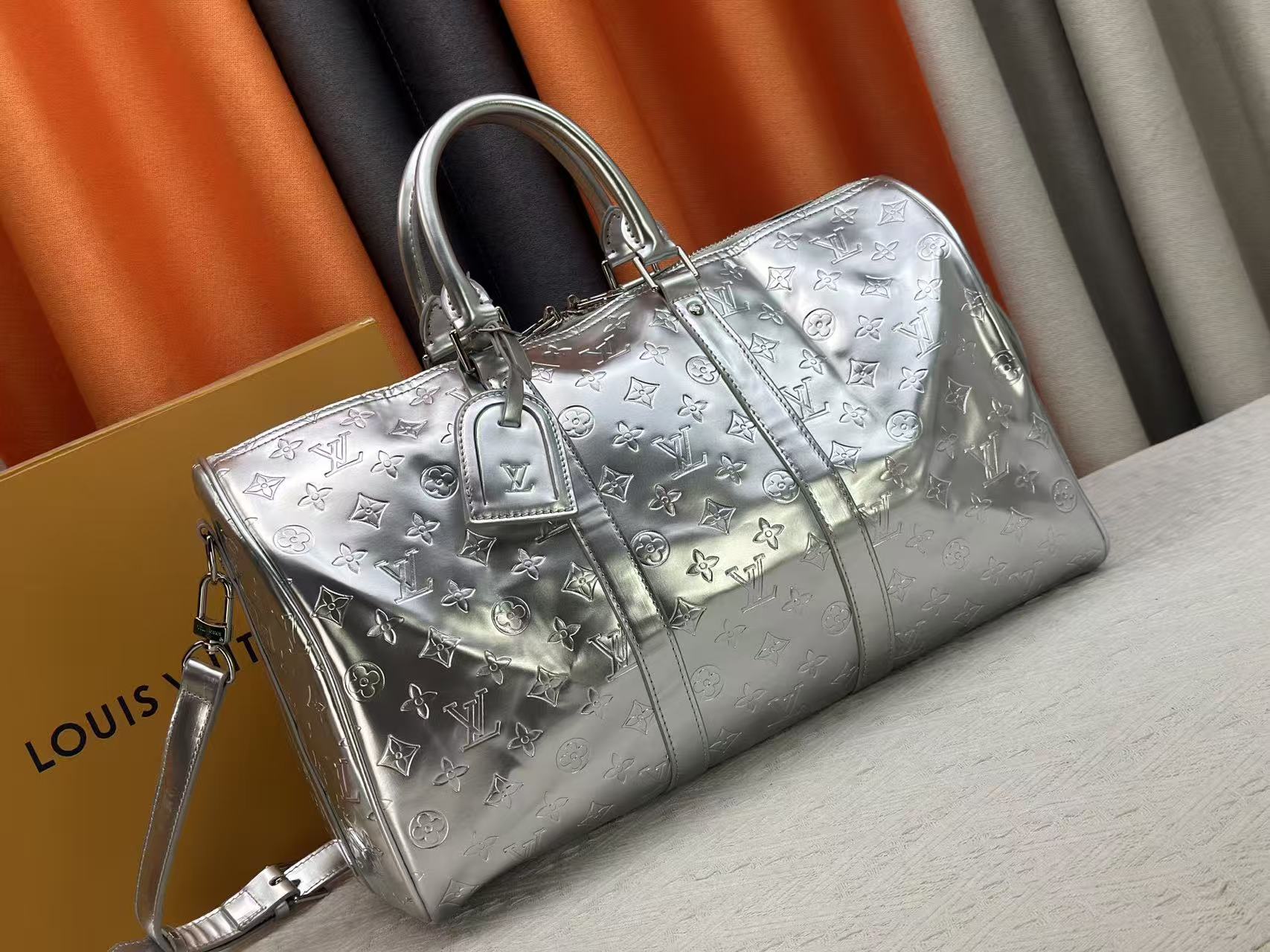 LV Keepall Bandoulière 45 Travel Bag