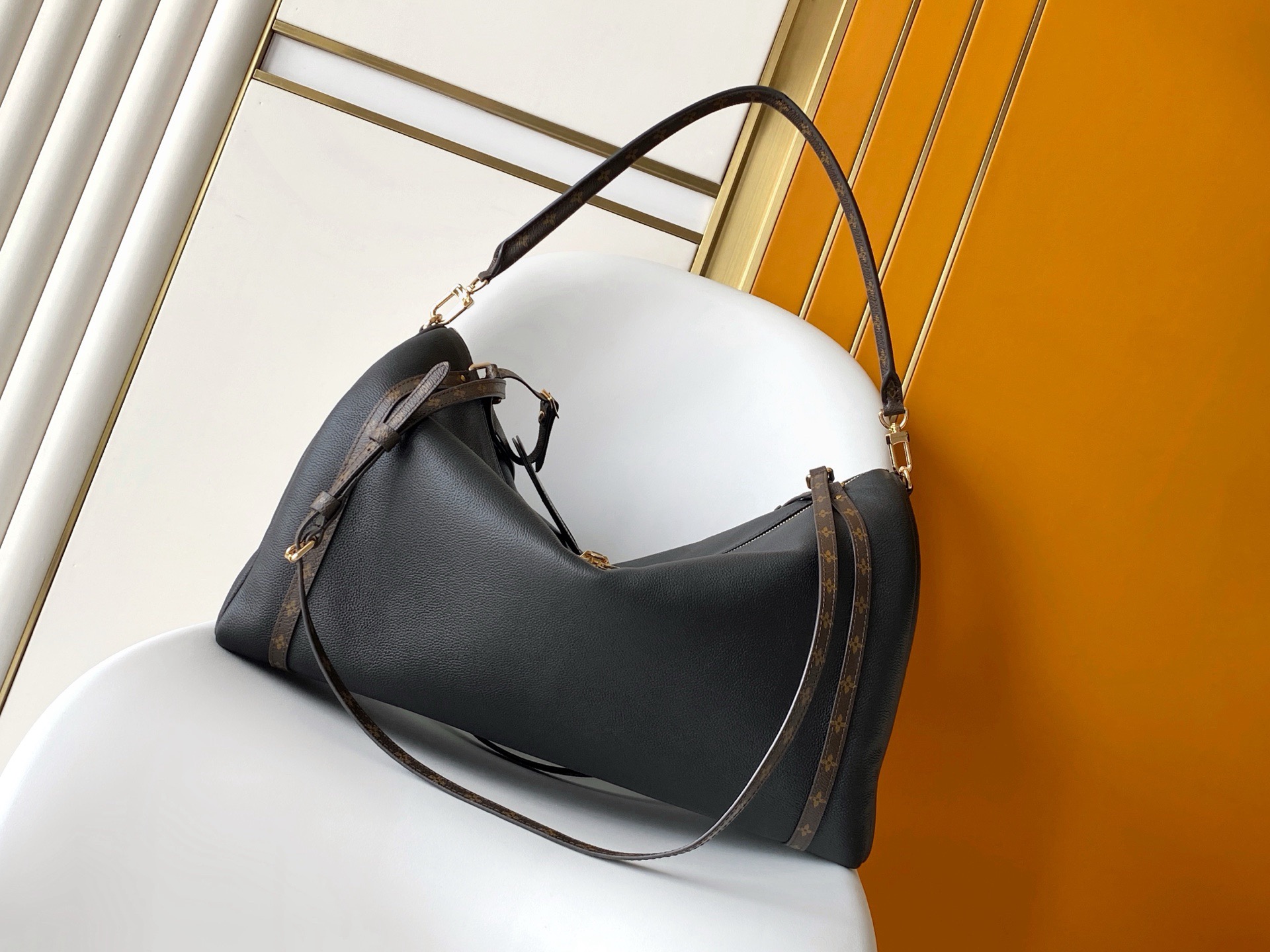 LV Express Travel H27 Women Handbags