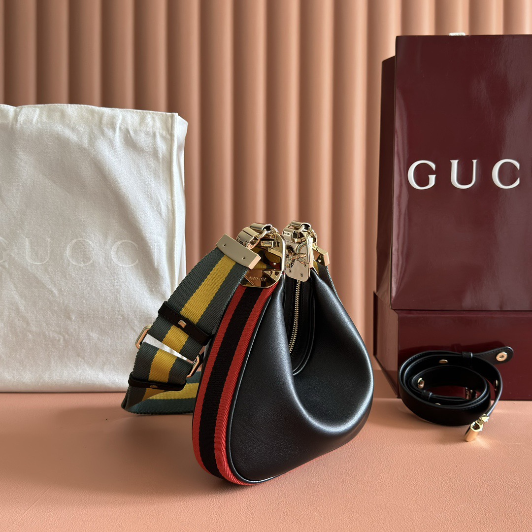 Gucci Attache Small Shoulder Bag Top Quality