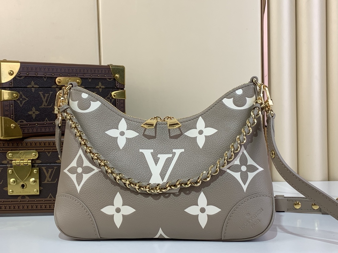 LV Boulogne Handbag - 10A mirror version