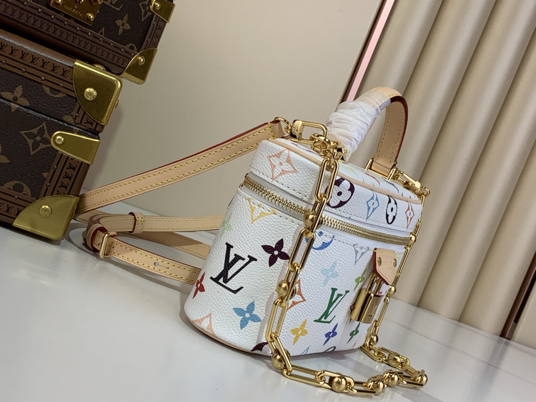 LV X TM Vanity Chain Pouch - 10A mirror version