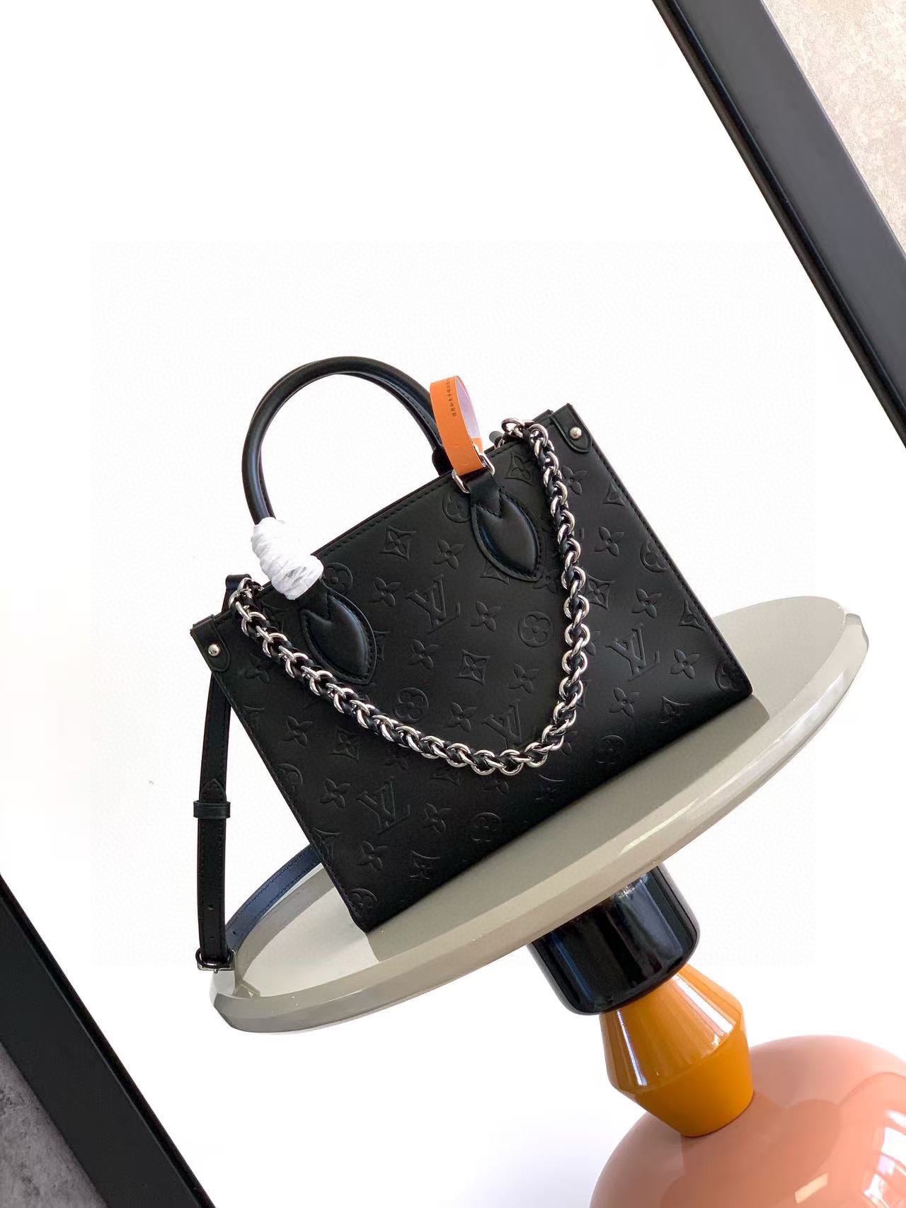 LV OnTheGo PM Bag - 10A mirror version