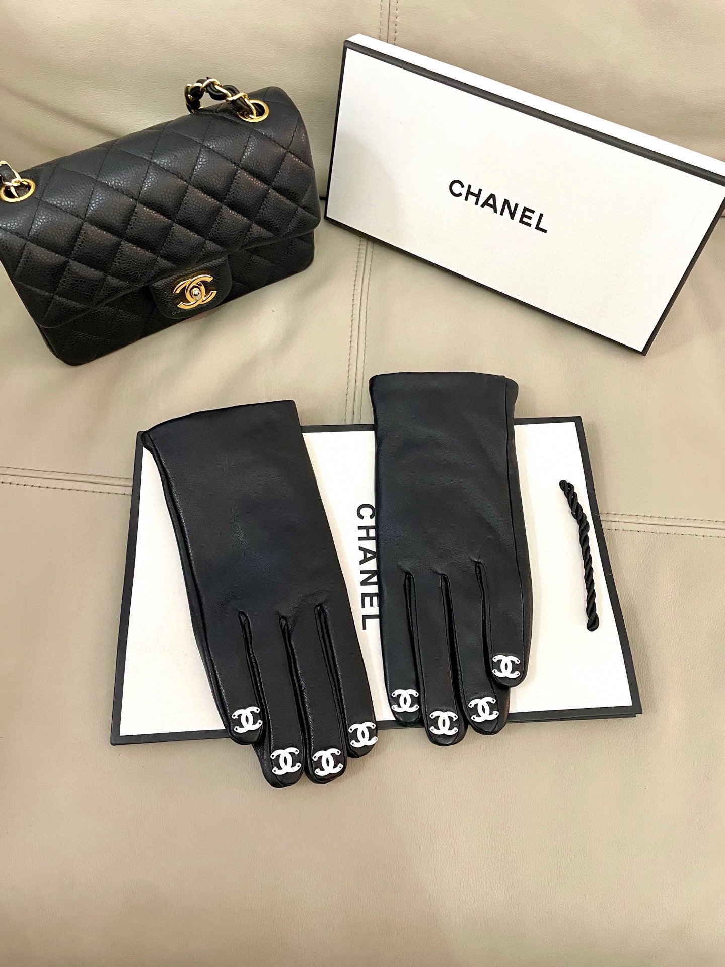 Chanel New Gloves