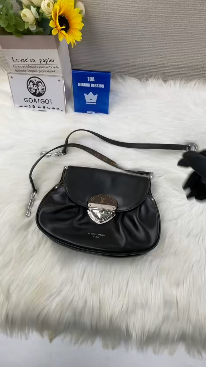 LV Sunset Vibe Sheepskin leather Bag - 10A mirror version