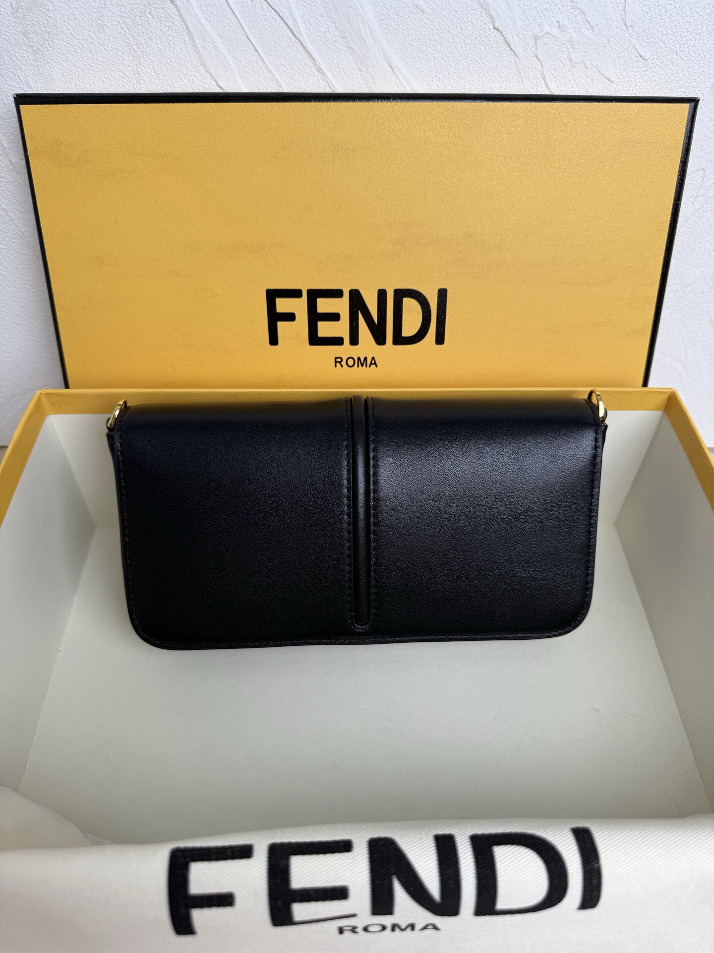 Fendi Fendigraphy Messenger bag 10A