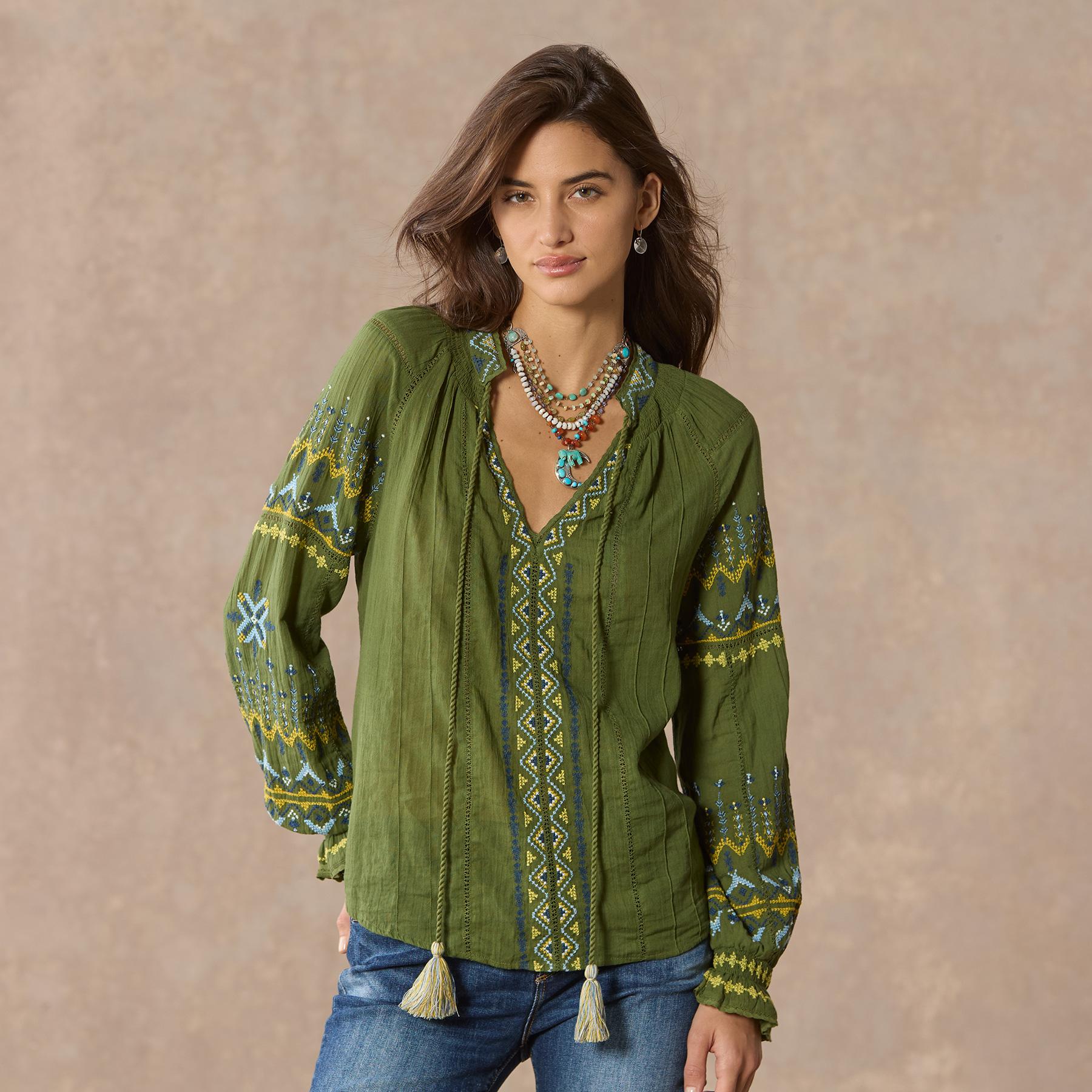 Totora Embroidered Top