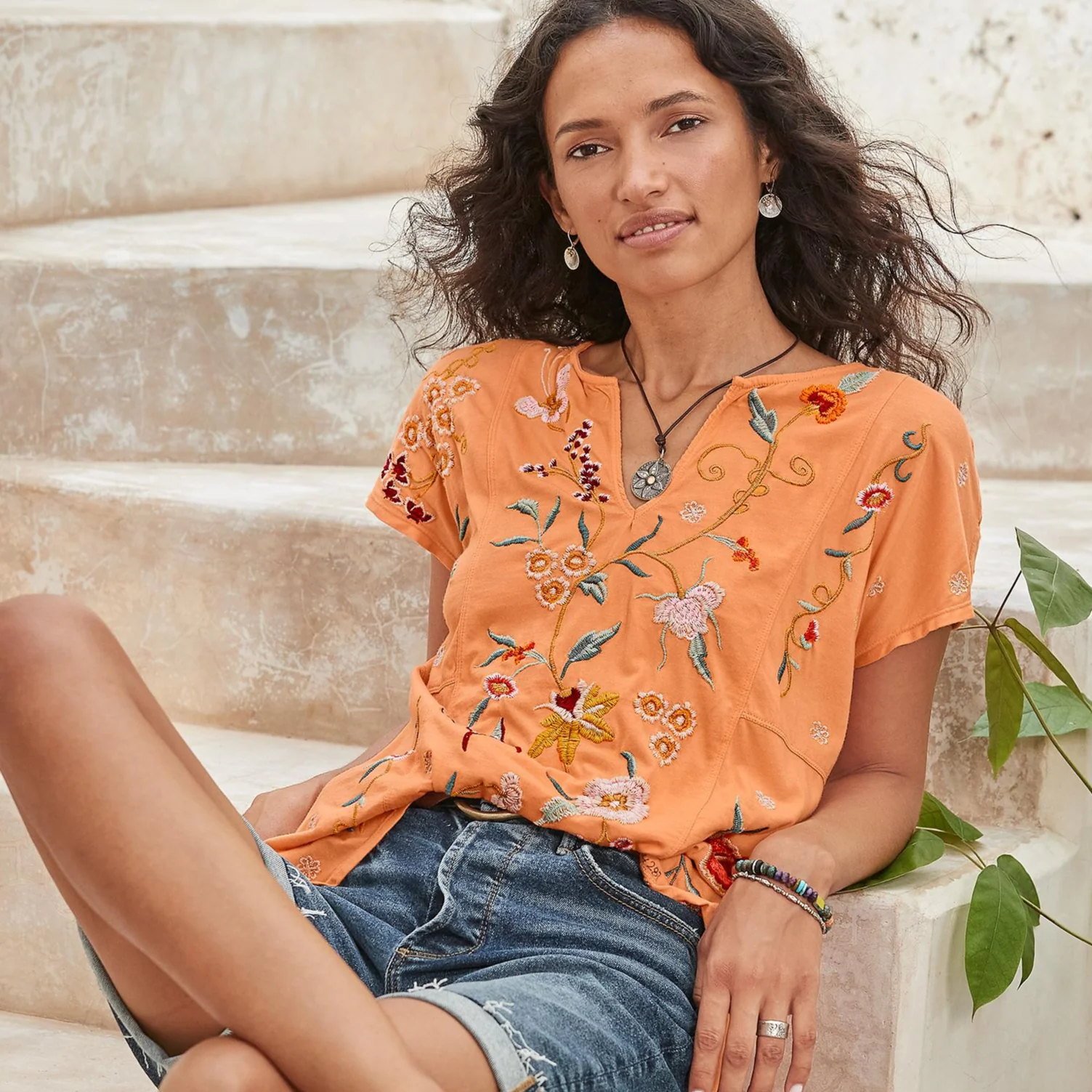 Suki Easy Tee, Petite