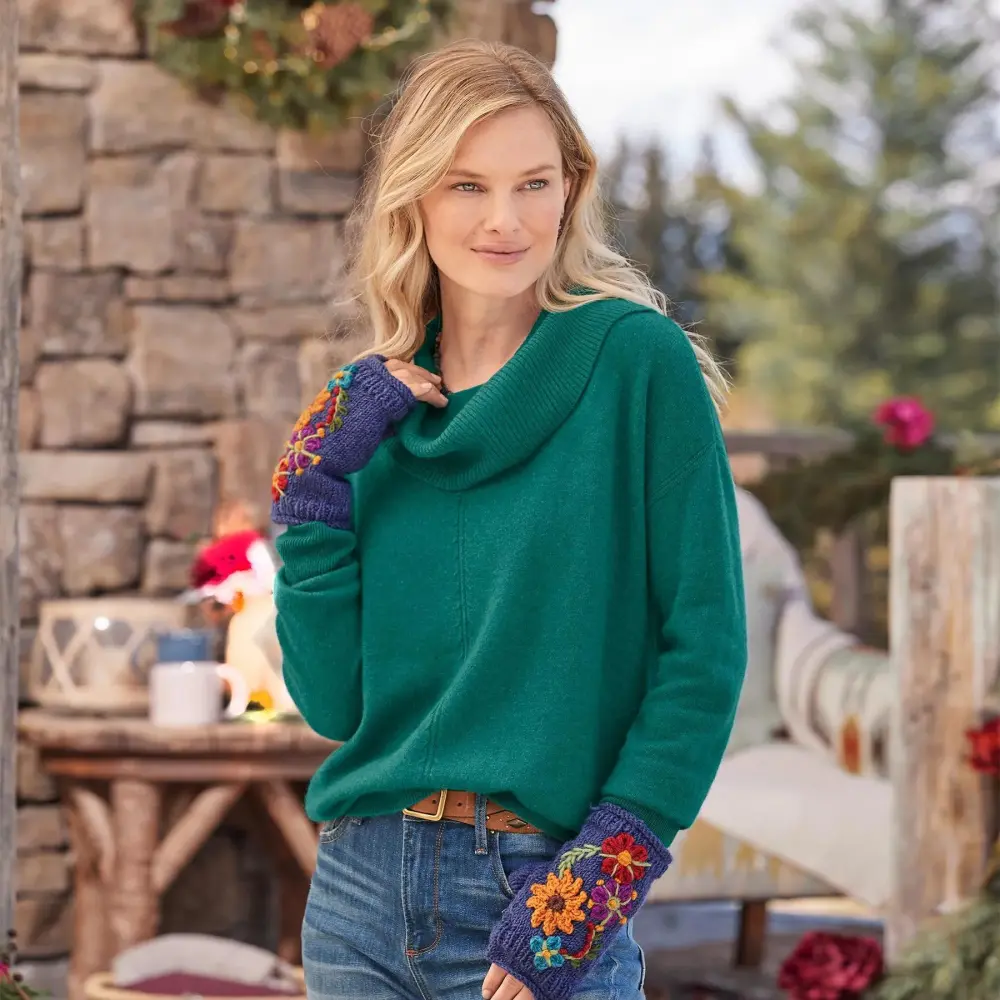 Giovanna Cashmere Cowlneck