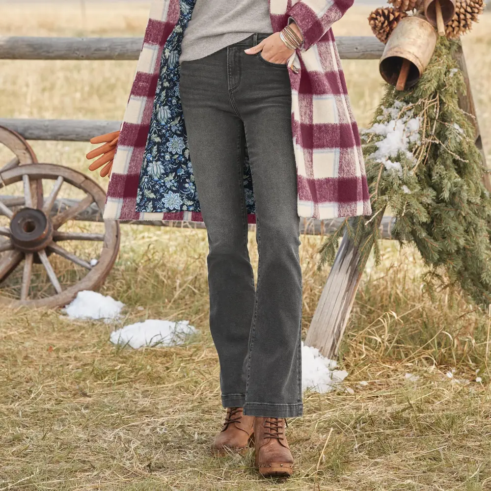 Wyatt Classic Flare Jeans