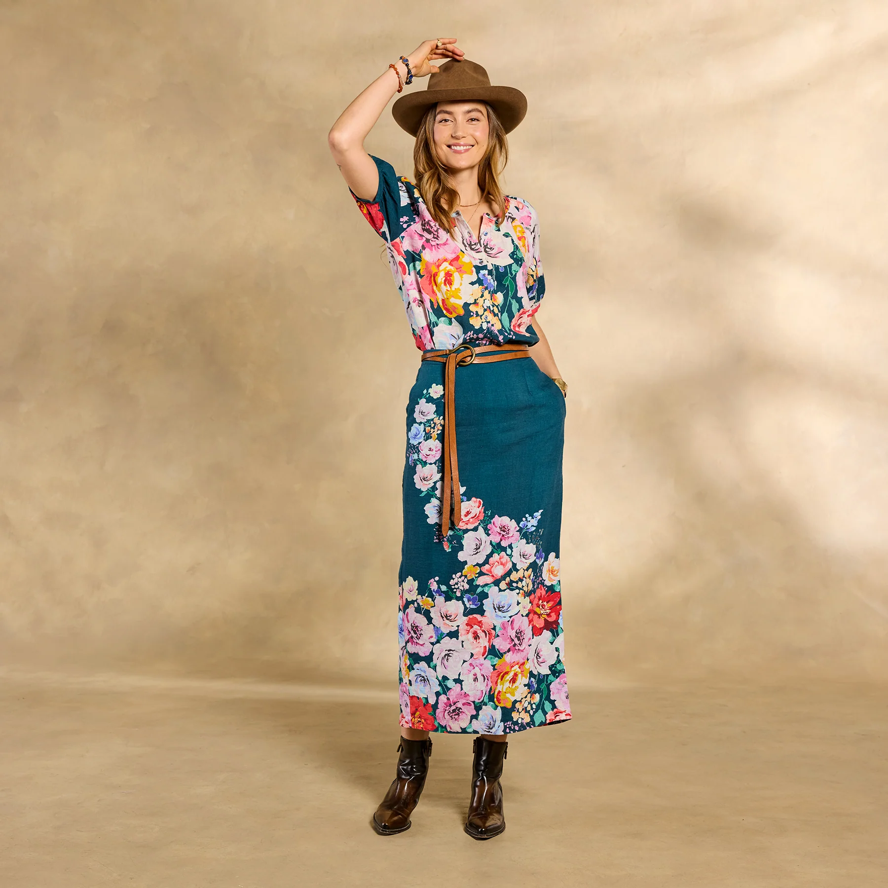 Graceful Verenia Linen Skirt, Petite