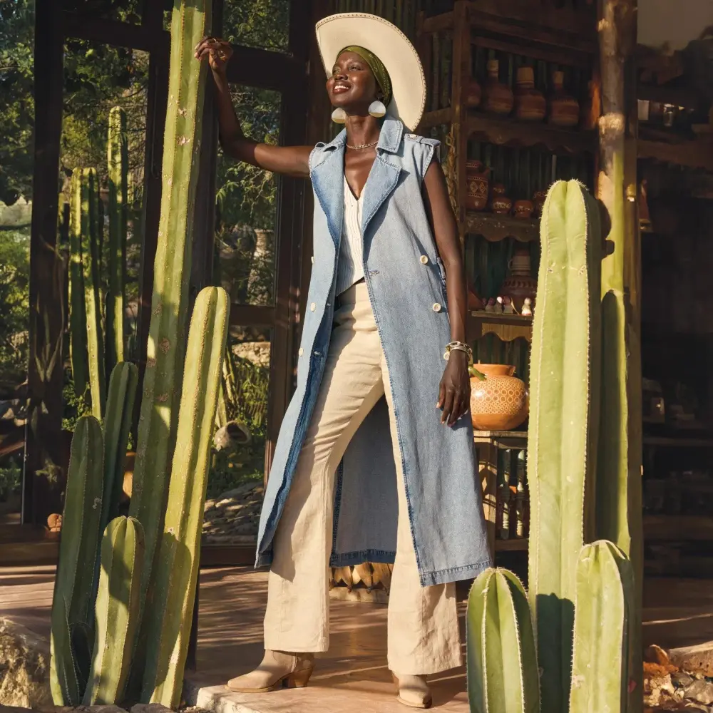 Capitola Sleeveless Trench