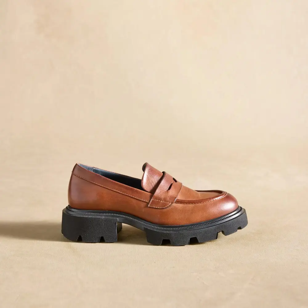 Toni Lug Sole Loafers