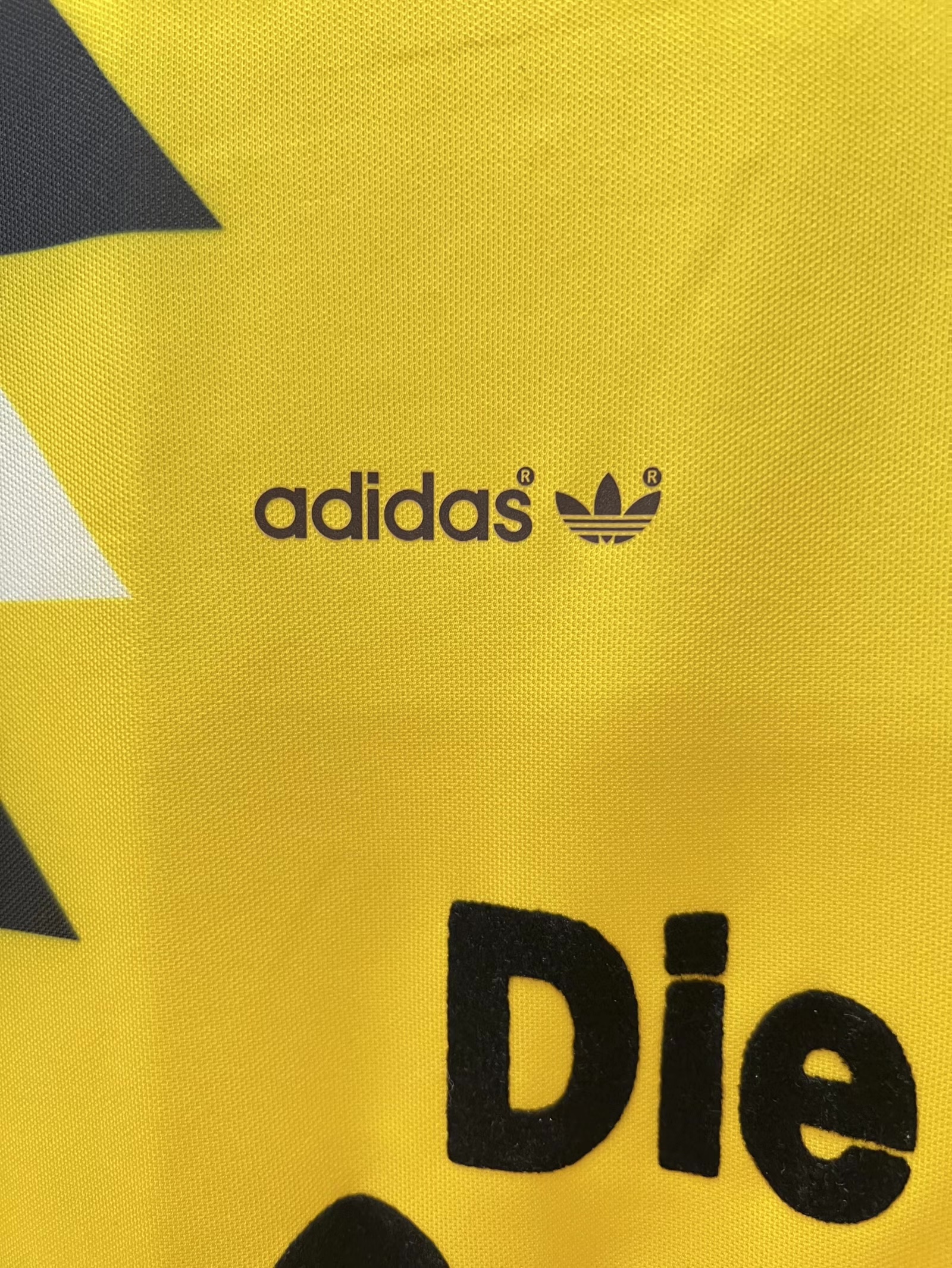 Borussia Dortmund 1989/90 Home shirt