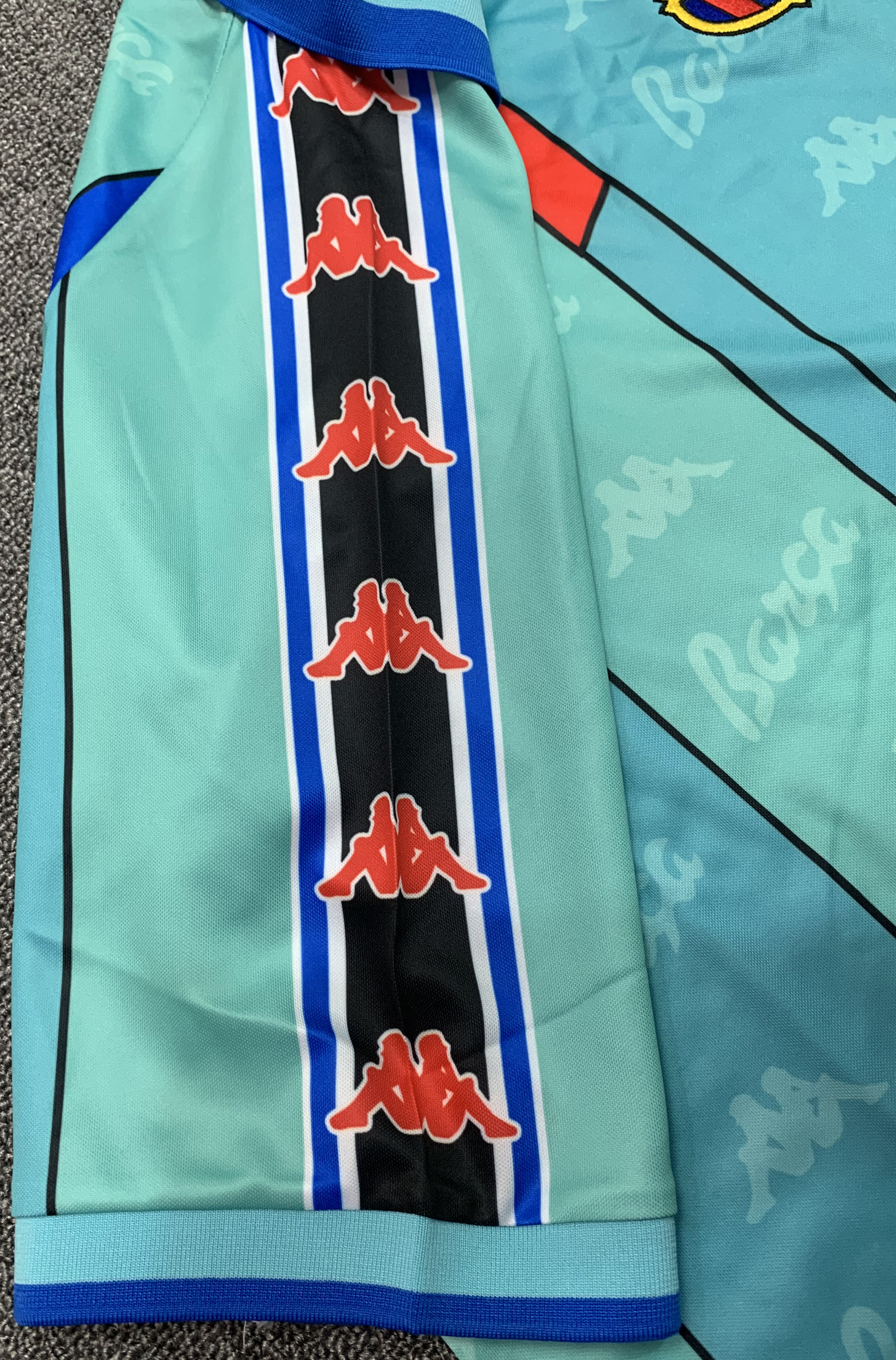 Barcelona Retro   Away  Jersey 1996/97