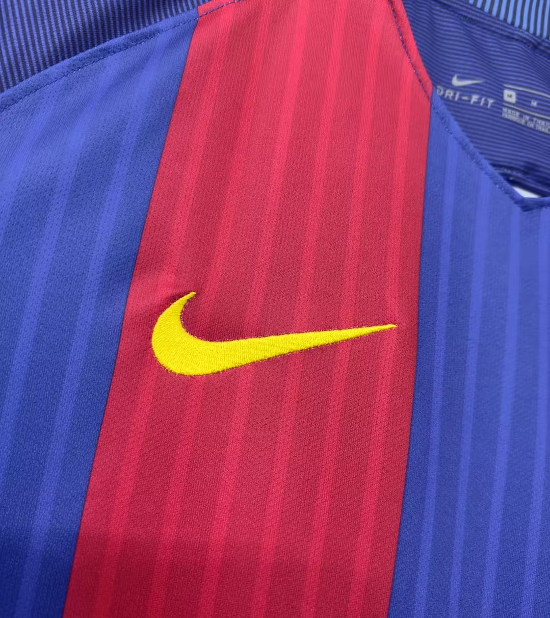 FC BARCELONA  Home JERSEY 2016/17