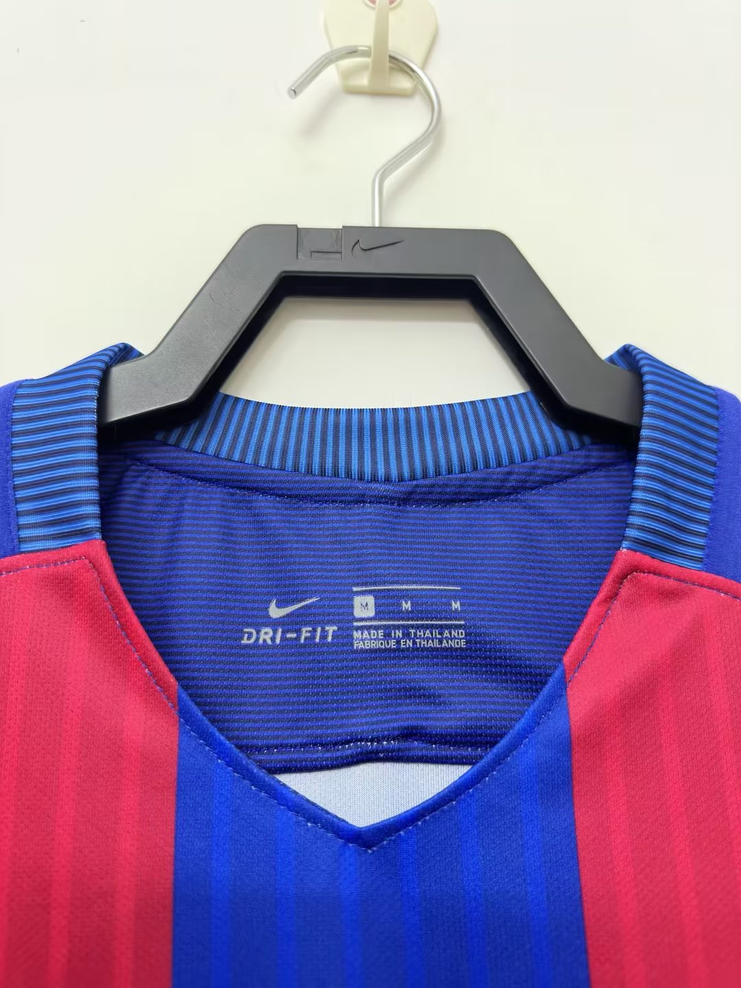 FC BARCELONA  Home JERSEY 2016/17