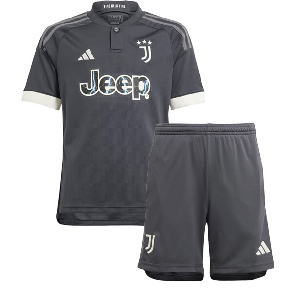 Kid se Juventus derde trui+kortbroek 23/24