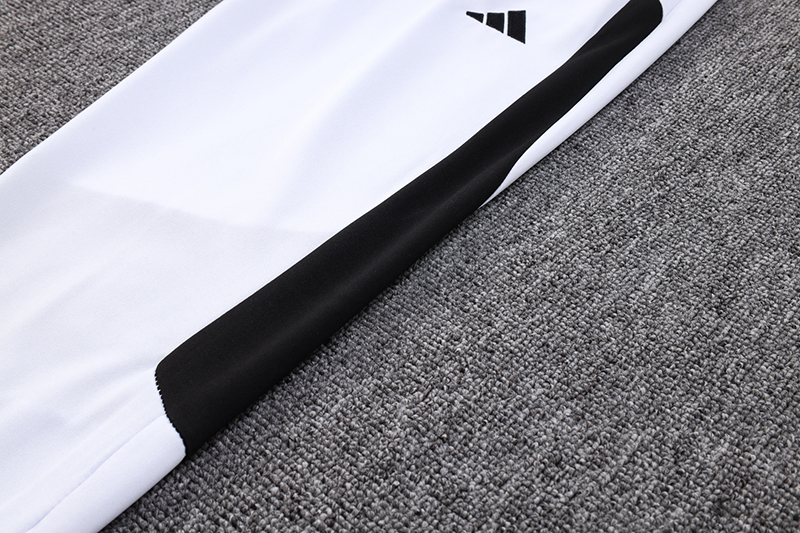 Juventus Long Sleeve Track Suit 23/24 MEN576